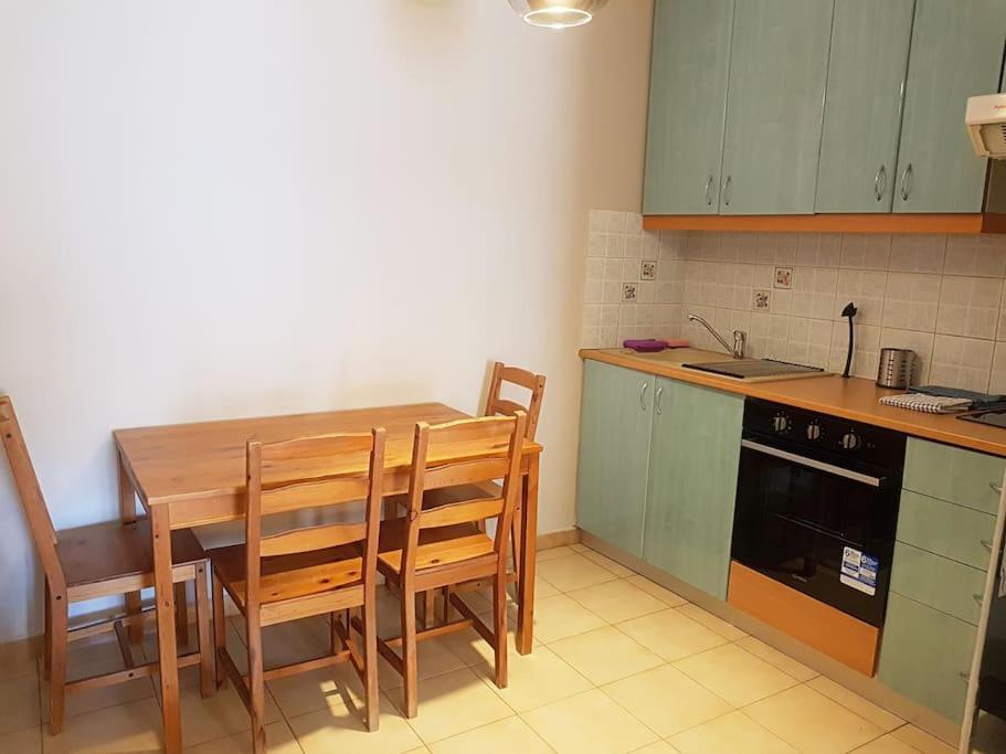 Athens Campus Renovated Studio Apartment @ Ilisia Eksteriør bilde